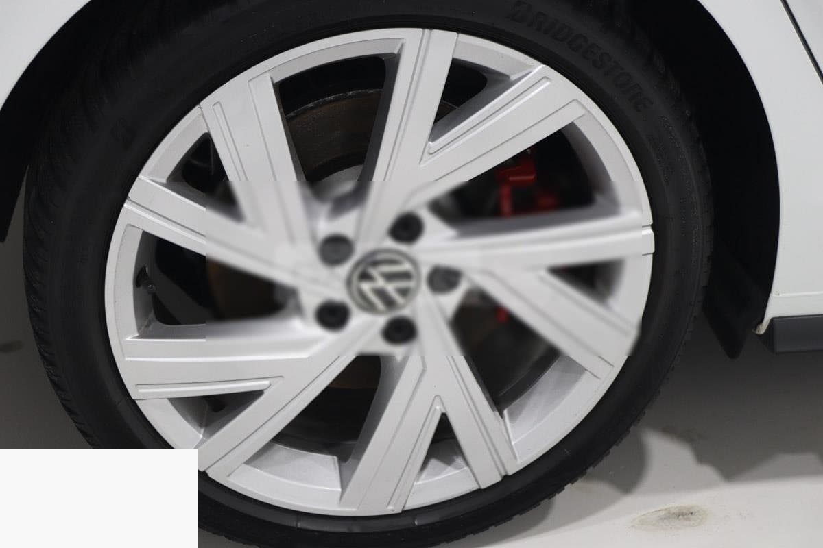 Volkswagen Golf GTI 2.0 TSI DSG 5