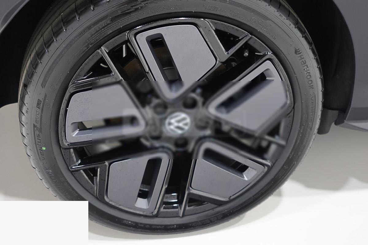Volkswagen T-ROC NEW MODEL!! 1.5 eTSI 150 DSG R-LINE 5