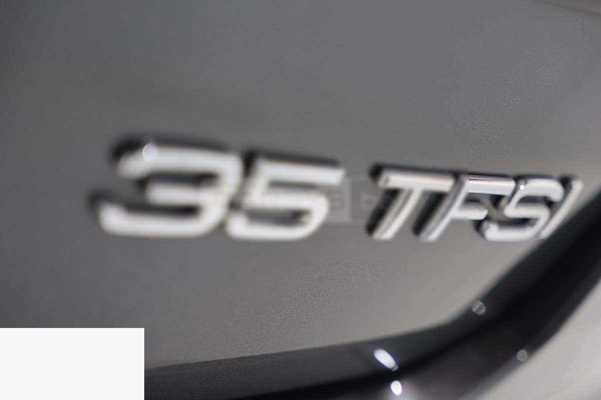 Audi Q2 35 TFSI 150 S-TRONIC S-LINE 5