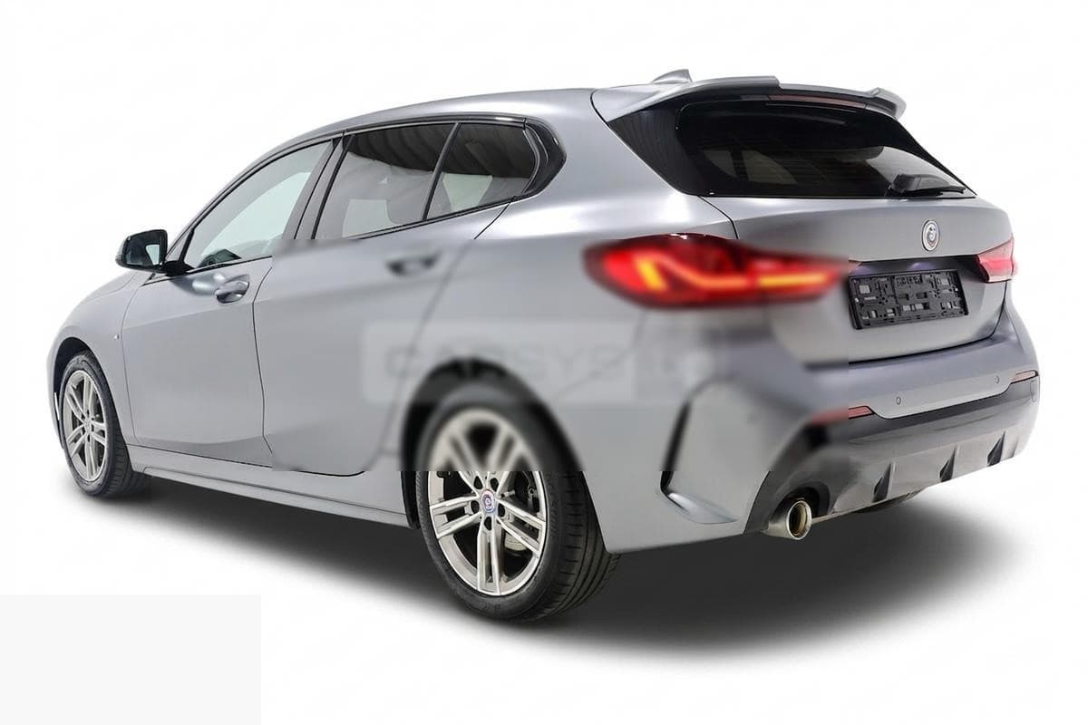 BMW 116 iA PACK M GRIS MAT 4