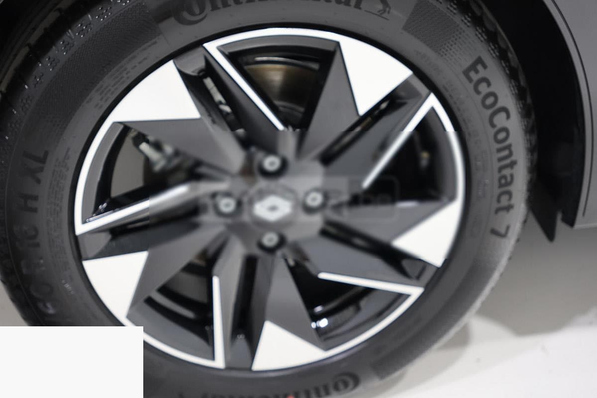 Renault Clio VI 1.2 TCE 114 EDC TECHNO 5