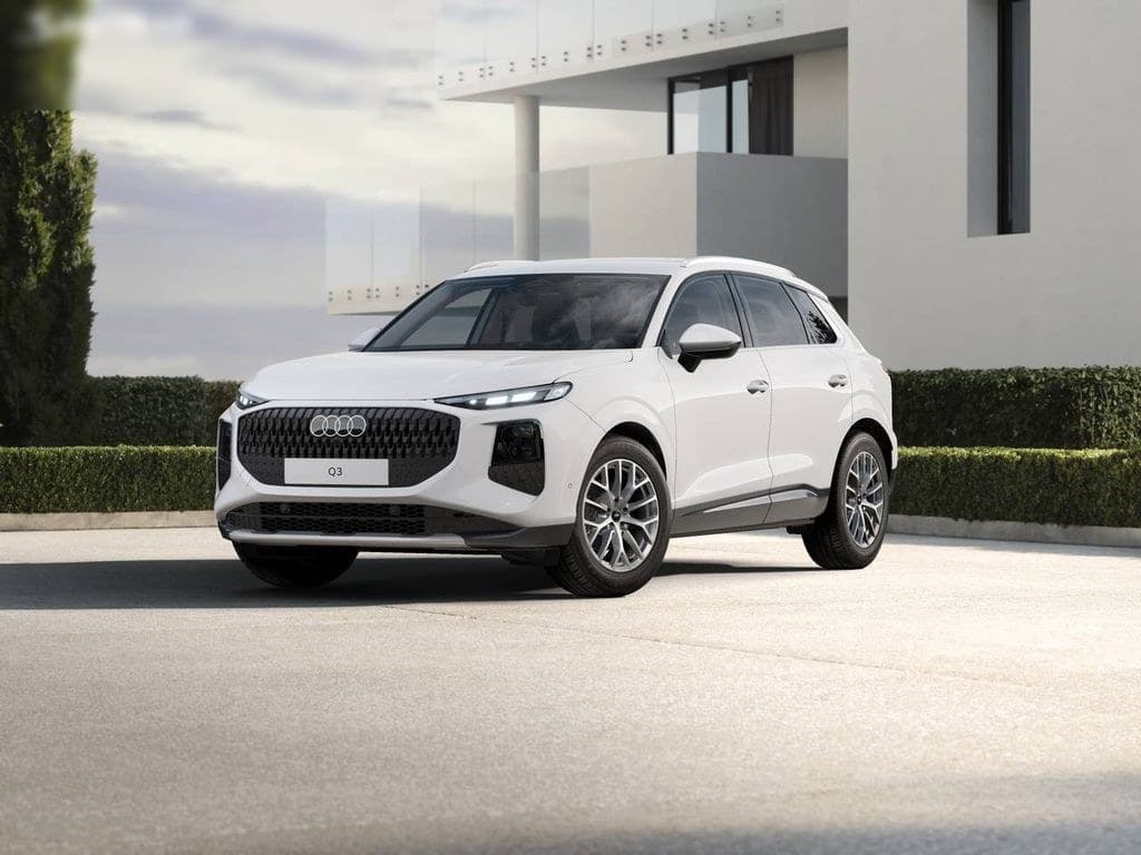 Audi Q3 — photo 1